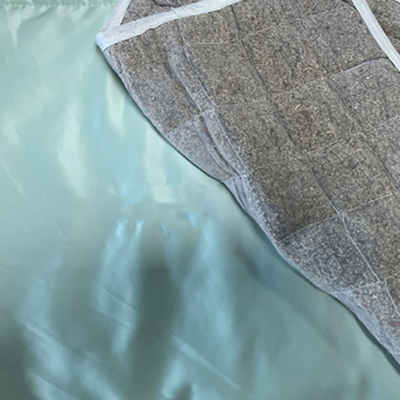Il riscaldatore a mano confortevole o il pad riscaldatore spazioso si sceglie con il nostro design trasformabile