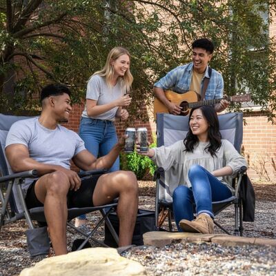 Sedile da campeggio portatile con design ergonomico e pad di raffreddamento staccabile per attività e eventi all'aria aperta confortevoli